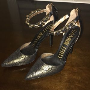 Black and Gold snake design Pointed Toe